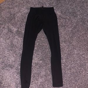 Super cute black leggings by Reflex
